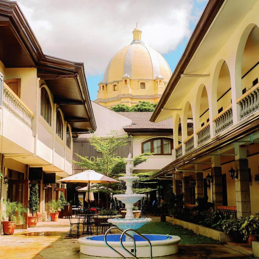 Solano Hotel & Resort At Casa Ysabel Lipa City Exteriör bild